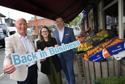 Picture – (L-R) Colin Neill (Hospitality Ulster), Finance Minister Dr Caoimhe Archibald and Glyn Roberts (Retail NI) launching the new Back in Business scheme.